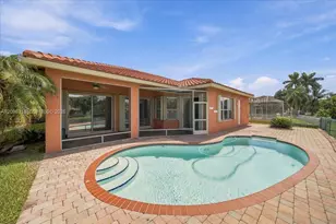 2032 SW 118th Ave, Miramar, FL 33025 - Photo 10