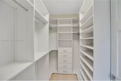 3550 W Glencoe St, Miami, FL 33133 - Photo 28
