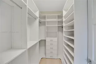 3550 W Glencoe St, Miami, FL 33133 - Photo 28