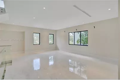 3550 W Glencoe St, Miami, FL 33133 - Photo 12