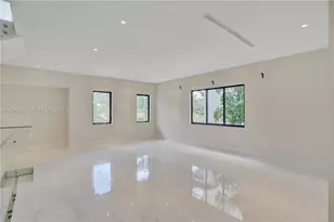 3550 W Glencoe St, Miami, FL 33133 - Photo 12