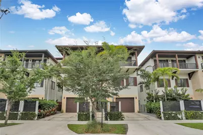 3550 W Glencoe St, Miami, FL 33133 - Photo 2
