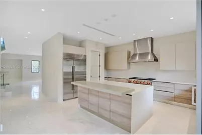 3550 W Glencoe St, Miami, FL 33133 - Photo 16