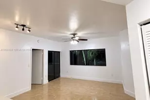 2445 SW 18th Terrace, Fort Lauderdale, FL 33315 - Photo 2