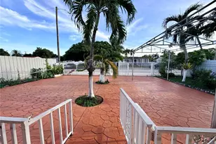 261 E 50th St, Hialeah, FL 33013 - Photo 8