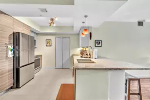2000 N Bayshore Dr, Miami, FL 33137 - Photo 4