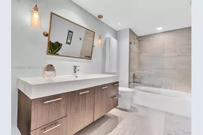 2000 N Bayshore Dr #220, Miami, FL 33137 - Photo 32