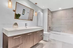 2000 N Bayshore Dr, Miami, FL 33137 - Photo 32