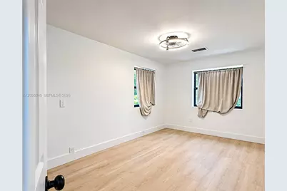 6810 SW 1st St #0, Miami, FL 33144 - Photo 10