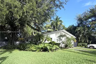 2640 Hilola St, Miami, FL 33133 - Photo 4