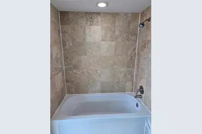 350 S Miami Ave #3708, Miami, FL 33130 - Photo 14
