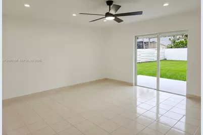 14863 SW 152nd Pl, Miami, FL 33196 - Photo 8