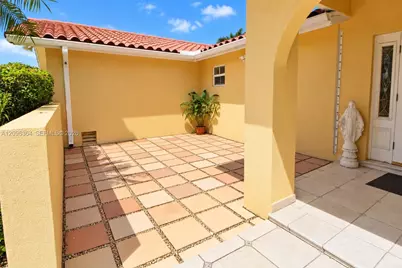 13211 SW 2nd St, Miami, FL 33184 - Photo 36