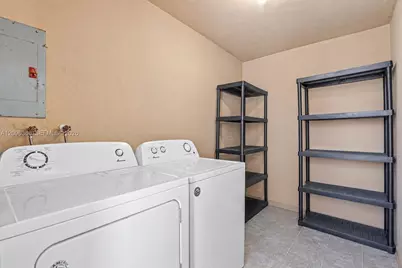 1409 NE 152nd St, North Miami Beach, FL 33162 - Photo 20