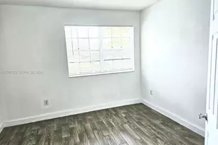 220 SW 116th Ave, Pembroke Pines, FL 33025 - Photo 20