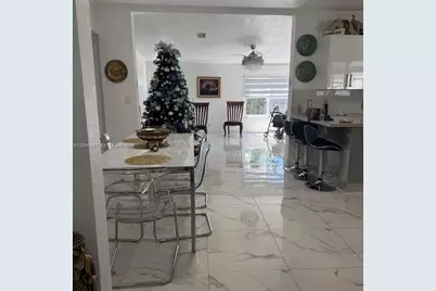 21750 NW 1st St, Pembroke Pines, FL 33029 - Photo 14