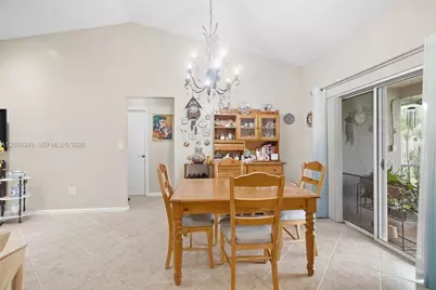 8421 NW 45th St, Lauderhill, FL 33351 - Photo 12