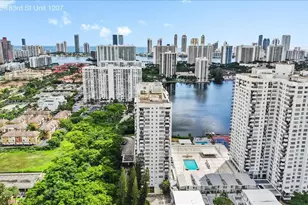2780 NE 183rd St, Aventura, FL 33160 - Photo 28