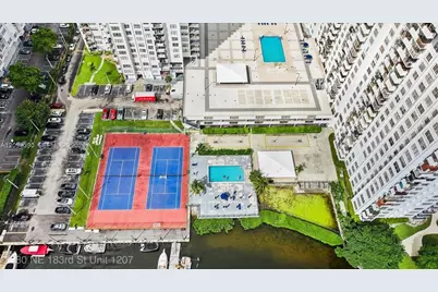 2780 NE 183rd St #1207, Aventura, FL 33160 - Photo 32