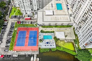 2780 NE 183rd St, Aventura, FL 33160 - Photo 32