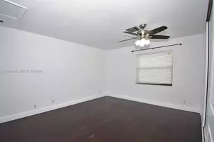 14 Chestnut Cir, Cooper City, FL 33026 - Photo 12