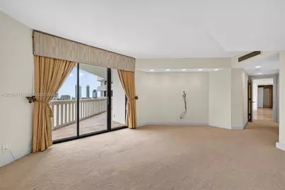 3000 Island Blvd #1103, Aventura, FL 33160 - Photo 18