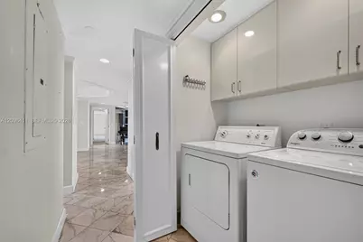 3000 Island Blvd #1103, Aventura, FL 33160 - Photo 36