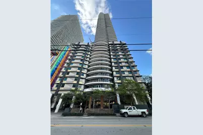 60 SW 13th St #3407, Miami, FL 33130 - Photo 4
