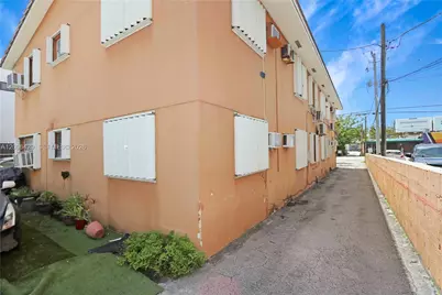 3191 SW 23rd St, Miami, FL 33145 - Photo 20