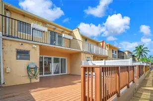 3925 NE 167th St, North Miami Beach, FL 33160 - Photo 30