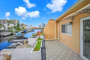 3925 NE 167th St, North Miami Beach, FL 33160 - Photo 48