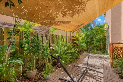 11402 SW 137th Pl, Miami, FL 33186 - Photo 36