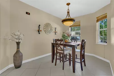 11402 SW 137th Pl, Miami, FL 33186 - Photo 12