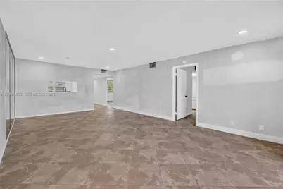 1401 SW 128th Ter #405H, Pembroke Pines, FL 33027 - Photo 6