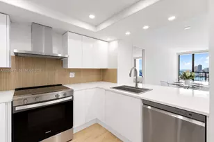 555 NE 15th St, Miami, FL 33132 - Photo 12