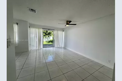 797 Crystal Lake Dr #797, Deerfield Beach, FL 33064 - Photo 8