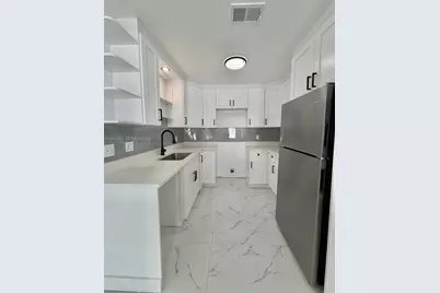 797 Crystal Lake Dr #797, Deerfield Beach, FL 33064 - Photo 4