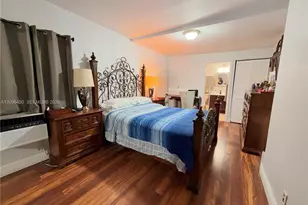 9360 SW 37th St, Miami, FL 33165 - Photo 10