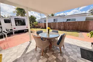 9360 SW 37th St, Miami, FL 33165 - Photo 20