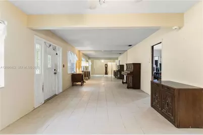 4899 NW 7th Dr, Plantation, FL 33317 - Photo 18
