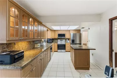 4899 NW 7th Dr, Plantation, FL 33317 - Photo 26