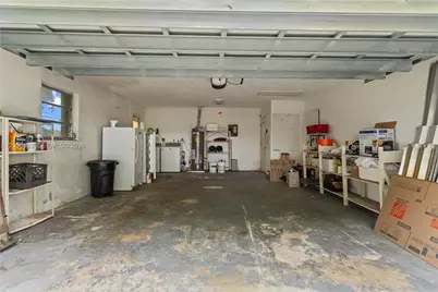 4899 NW 7th Dr, Plantation, FL 33317 - Photo 2