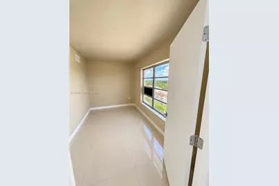4174 Inverrary Dr #1011, Lauderhill, FL 33319 - Photo 10