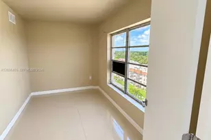 4174 Inverrary Dr, Lauderhill, FL 33319 - Photo 10