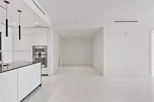 300 Biscayne Blvd Way, Miami, FL 33131 - Photo 4