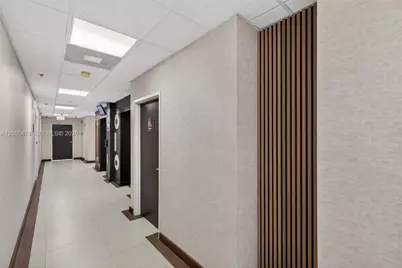 12550 Biscayne Blvd #304, North Miami, FL 33181 - Photo 8