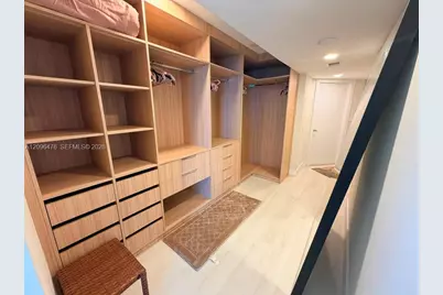 16485 Collins Ave #932, Sunny Isles Beach, FL 33160 - Photo 4