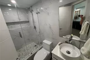 905 Brickell Bay Dr, Miami, FL 33131 - Photo 8