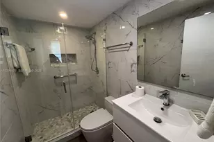 905 Brickell Bay Dr, Miami, FL 33131 - Photo 32
