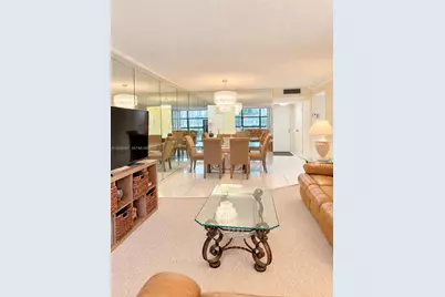 600 Parkview Dr #206, Hallandale Beach, FL 33009 - Photo 6